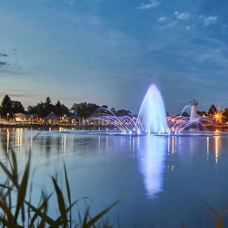 Angela Apartman Hajduszoboszlo Exterior foto